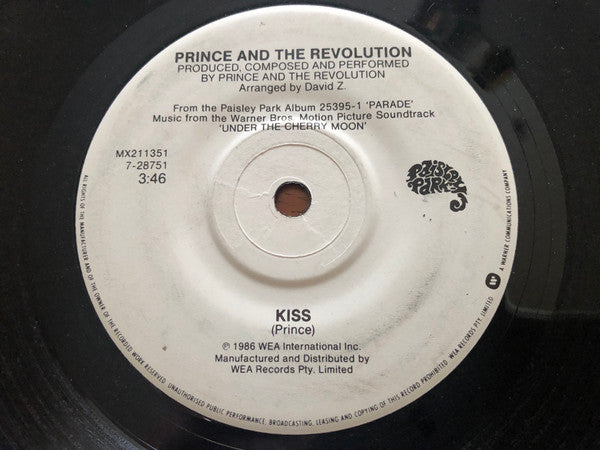 Prince And The Revolution : Kiss (7", Single)