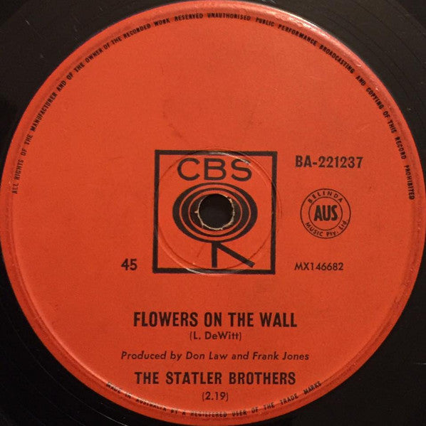 The Statler Brothers : Flowers On The Wall (7", Single)