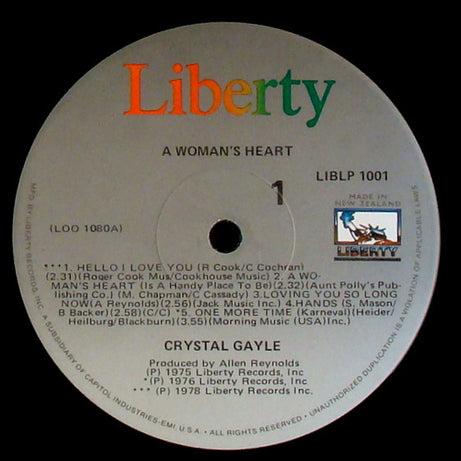 Crystal Gayle : A Woman's Heart (LP, Comp)