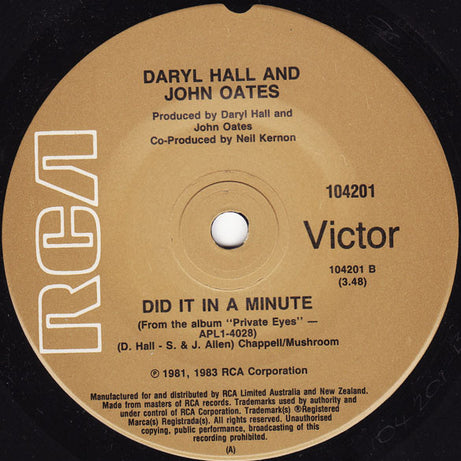 Daryl Hall & John Oates : Say It Isn't So (7", Single)