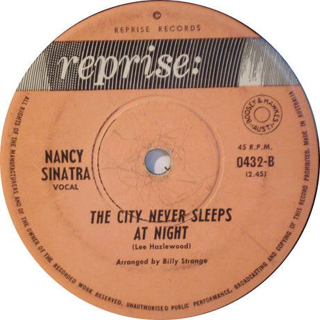 Nancy Sinatra : These Boots Are Made For Walkin' (7", Single)