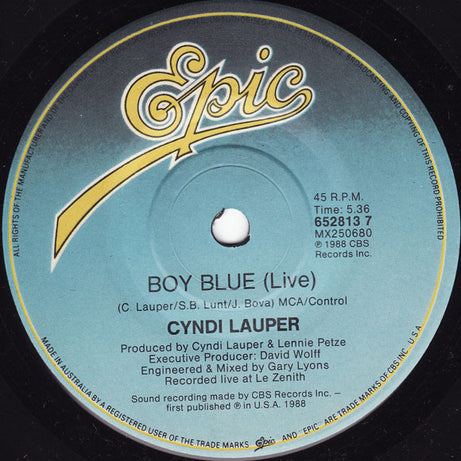 Cyndi Lauper : Hole In My Heart (All The Way To China) (7", Single)