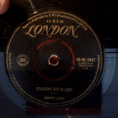 Johnny Cash & The Tennessee Two / Johnny Cash : Straight A's In Love / I Love You Because (7", Single)