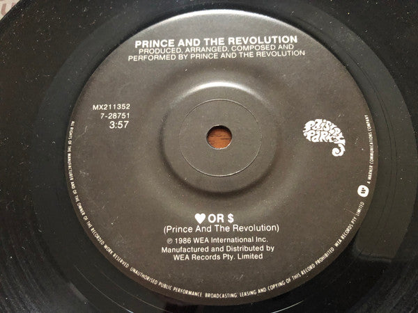 Prince And The Revolution : Kiss (7", Single)