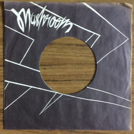 Sunnyboys : Alone With You (7", Single)