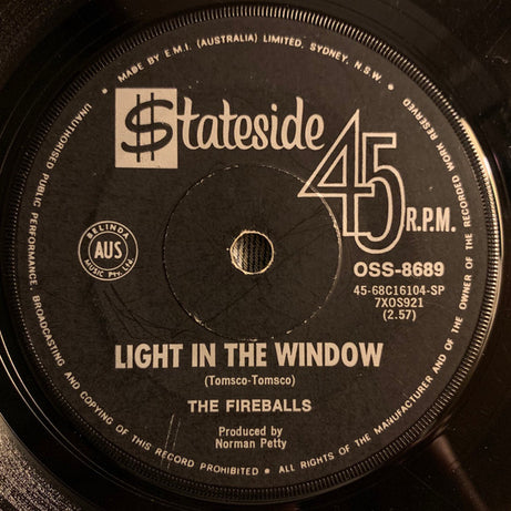 The Fireballs : Long Green / Light In The Window (7", Single, Promo)