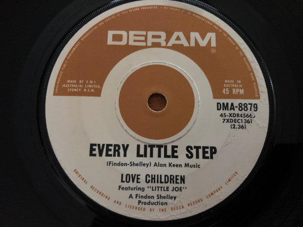 Love Children Featuring Little Joe (7) : Easy Squeezy (7", Single)