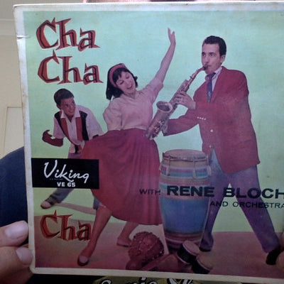 Rene Bloch And His Orchestra : Cha Cha Cha (7", EP)