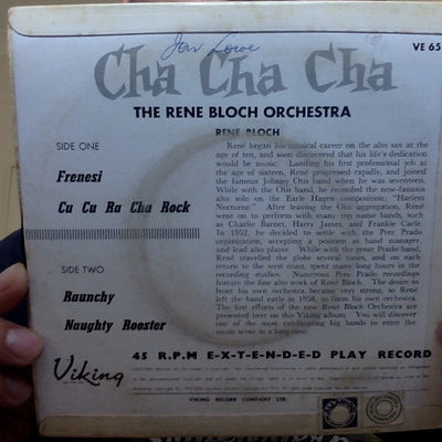 Rene Bloch And His Orchestra : Cha Cha Cha (7", EP)