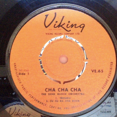 Rene Bloch And His Orchestra : Cha Cha Cha (7", EP)
