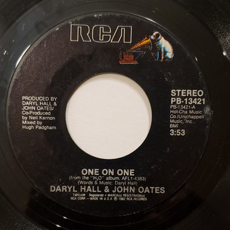 Daryl Hall & John Oates : One On One (7", Single, Styrene)