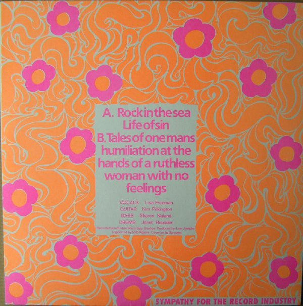 Love Dolls : Rock In The Sea (7", Pin)