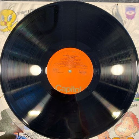Various : Kiddies Favourites Volume Two (LP, Mono)