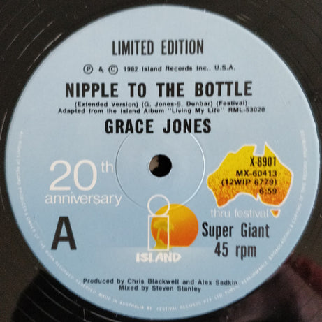 Grace Jones : Nipple To The Bottle / The Apple Stretching (12", Single, Ltd)