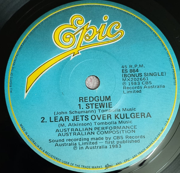 Redgum : Caught In The Act (7", Single)