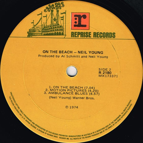 Neil Young : On The Beach (LP, Album, Sem)