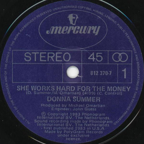 Donna Summer : She Works Hard For The Money (7", Single)