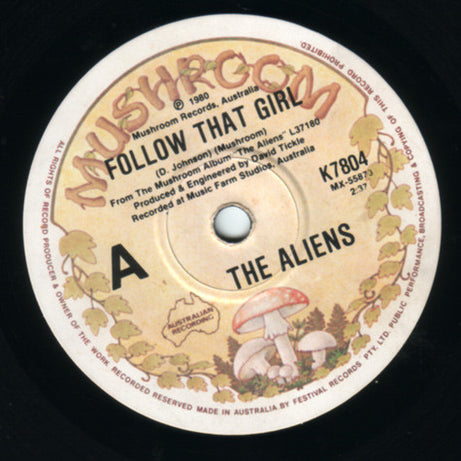The Aliens (4) : Follow That Girl (7", Single)