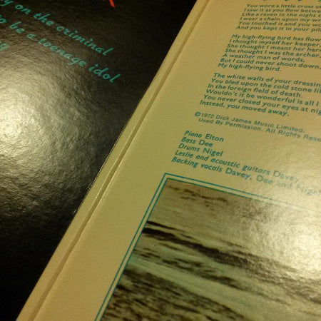 Elton John : Don't Shoot Me I'm Only The Piano Player (LP, Album, Glo)