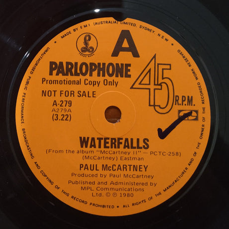 Paul McCartney : Waterfalls (7")