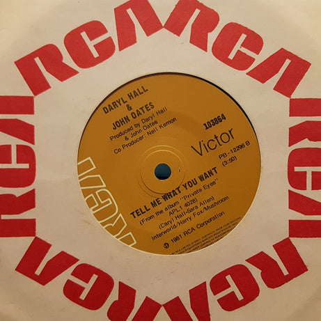 Daryl Hall & John Oates : Private Eyes (7", Single)