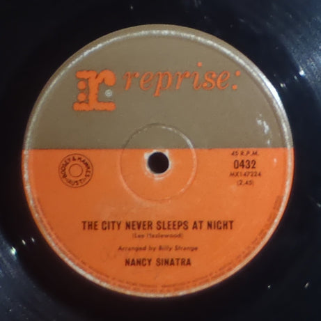 Nancy Sinatra : These Boots Are Made For Walkin' (7", Single, RE)