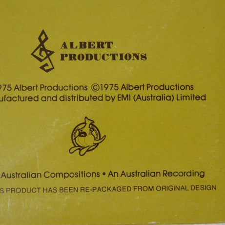 The Easybeats : The Best Of The Easybeats Featuring Stevie Wright (LP, Comp, RE)