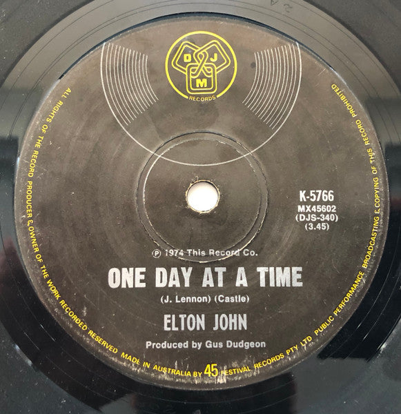 Elton John : Lucy In The Sky (With Diamonds) (7", Single)