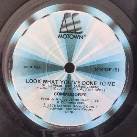 Commodores : Three Times A Lady  (7", Single, RP)