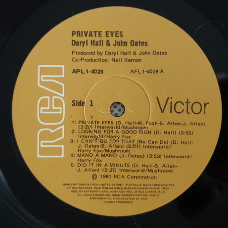 Daryl Hall & John Oates : Private Eyes (LP, Album, Gat)