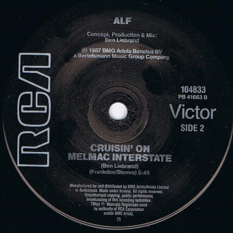ALF (2) : Stuck On Earth (7", Single, Bla)