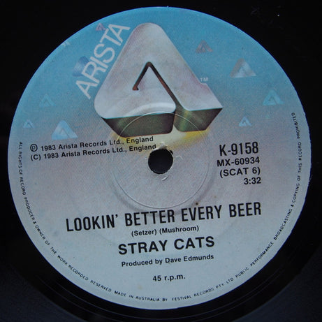 Stray Cats : (She's) Sexy + 17 (7", Single, Ltd)