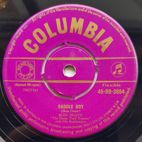 Slim Dusty And His Bushlanders : A Pub With No Beer / Saddle Boy (7", Single)