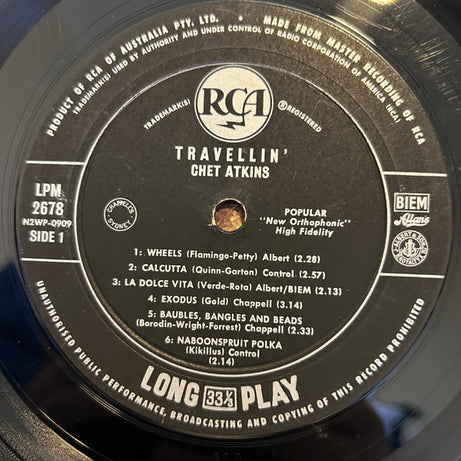 Chet Atkins : Travelin' (LP, Album, Mono, Promo)
