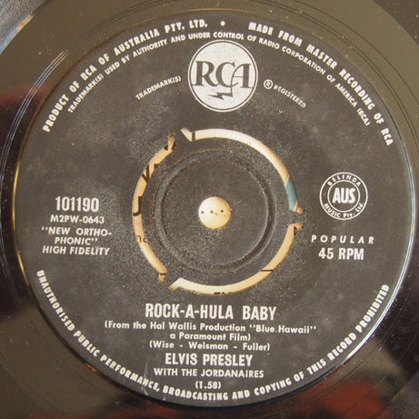 Elvis Presley : Can't Help Falling In Love / Rock-A-Hula Baby (7", Single, 3 P)