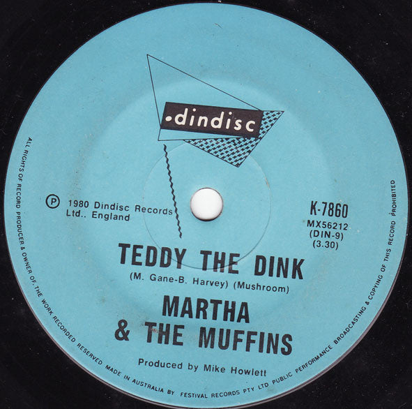 Martha & The Muffins* : Echo Beach (7", Single)