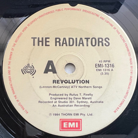 The Radiators (2) : Revolution (7", Single)