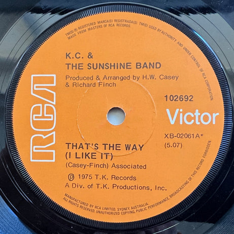 K.C. & The Sunshine Band* : That's The Way (I Like It) (7", Single)