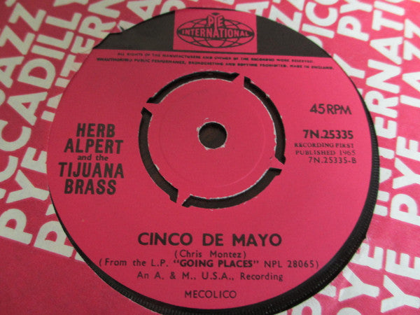 Herb Alpert & The Tijuana Brass : Spanish Flea  (7", Single, 4pr)